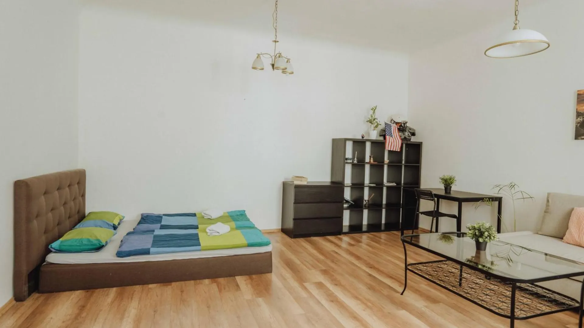 Central 3Bd Apartment Old Town Square & Astronomical Clock 100 Metres Prag